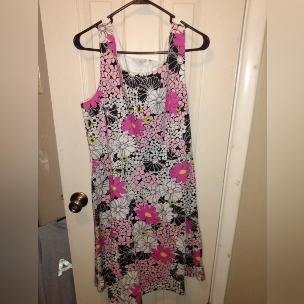 Sleeveless Floral Print Dress Size 16